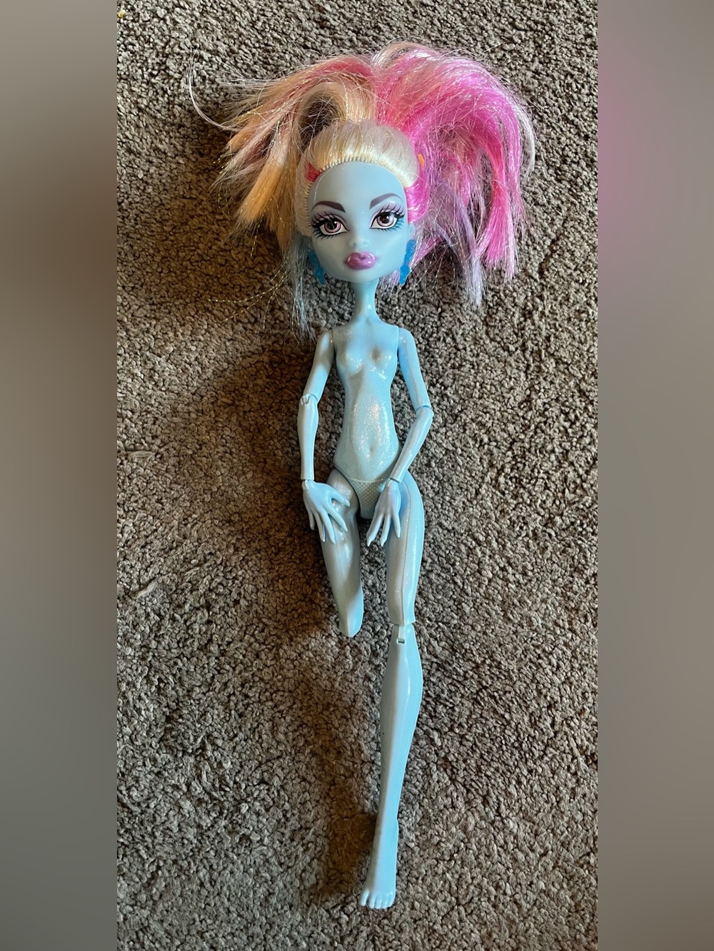 Vintage 2008 Monster High Doll Abbey
Bominable Scaris City of Frights